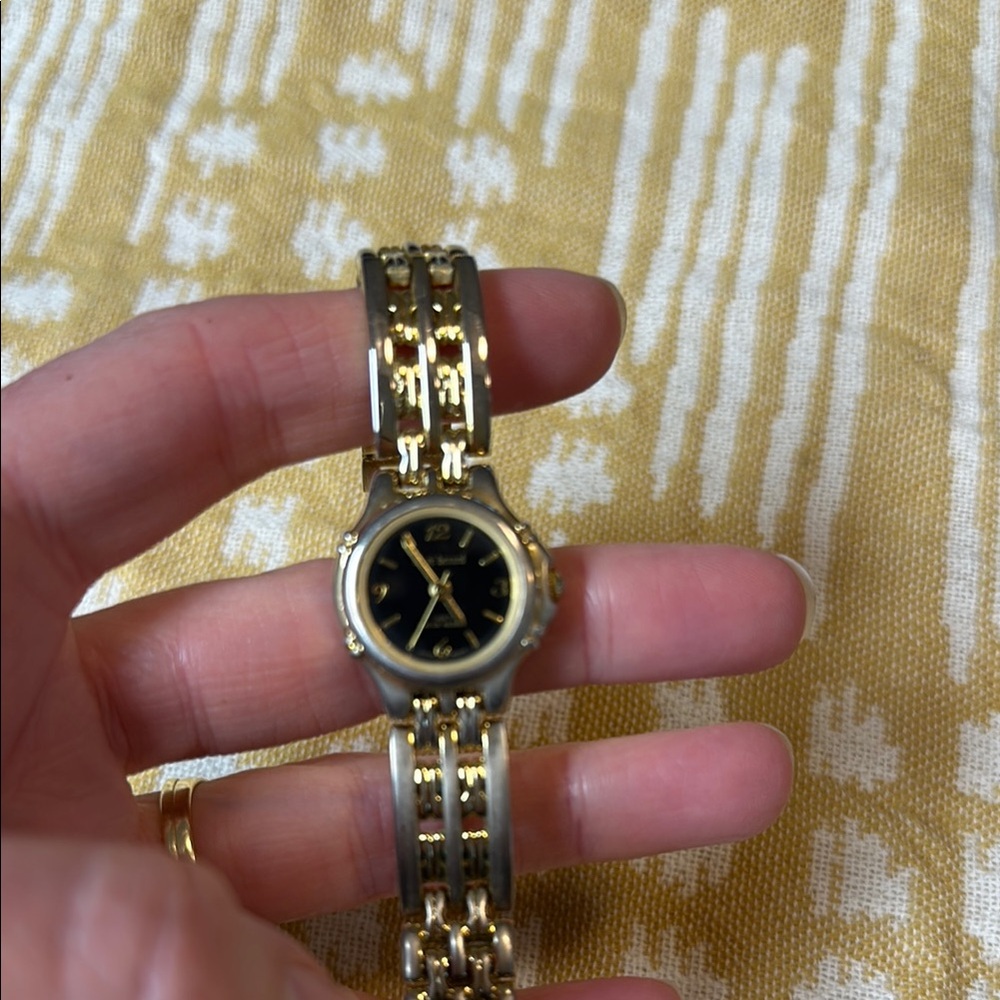Harve Bernard Vintage Women's Watch